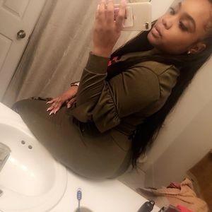 Meet your Posher, Kiana